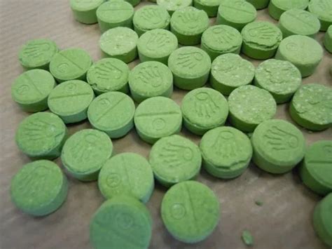 rote rolex pille|Batch of ‘Green Rolex’ pills linked to deaths ‘kill users by .